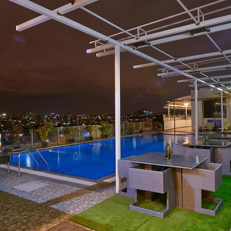 Davanam Sarovar Portico Suites Bangalore Esterno foto