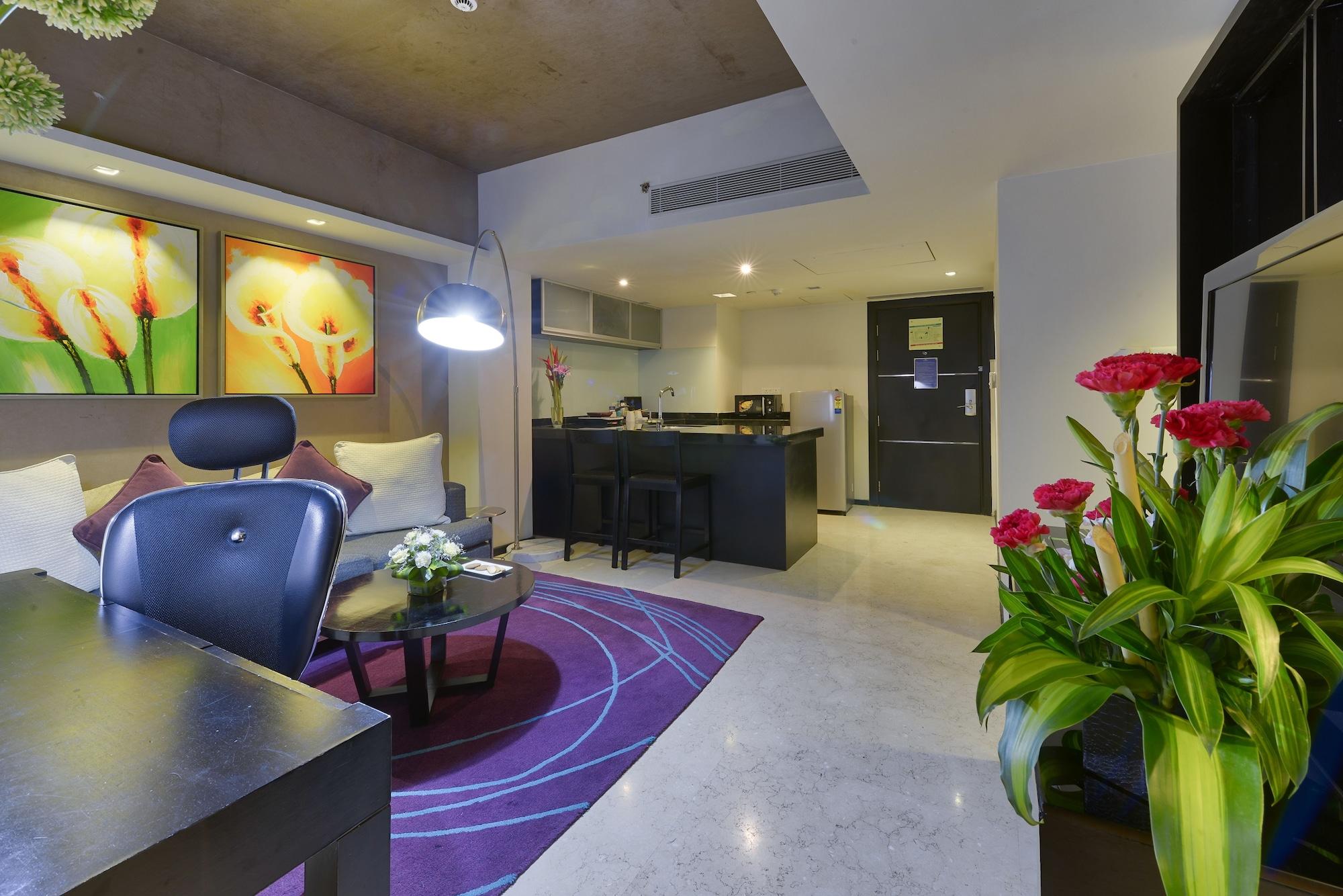 Davanam Sarovar Portico Suites Bangalore Esterno foto