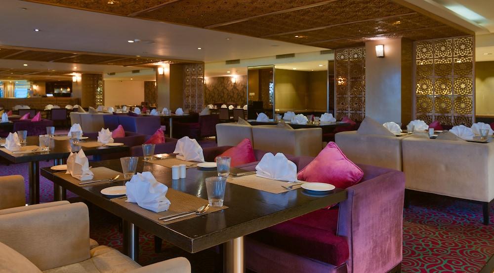 Davanam Sarovar Portico Suites Bangalore Esterno foto